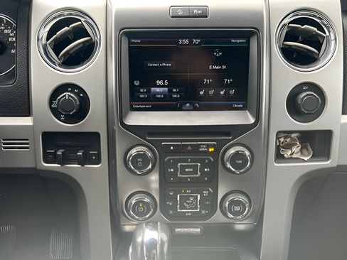 Used 2014 Ford F150 FX4 w/ Equipment Group 402A Luxury AWD/4WD image 10