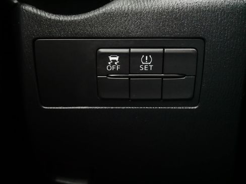 Used 2020 Toyota Yaris LE FWD image 29