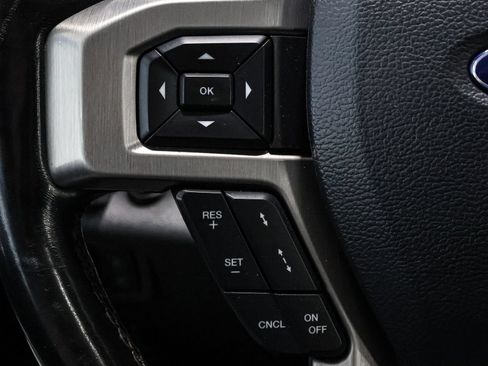 Used 2019 Ford F150 Platinum w/ Equipment Group 701A Luxury AWD/4WD image 35