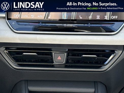 New 2026 Volkswagen Tiguan SE AWD/4WD image 15