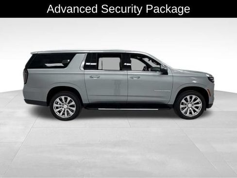 Certified 2026 Chevrolet Suburban Premier AWD/4WD image 7
