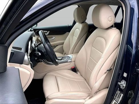 Used 2019 Mercedes-Benz GLC 300 4MATIC image 11