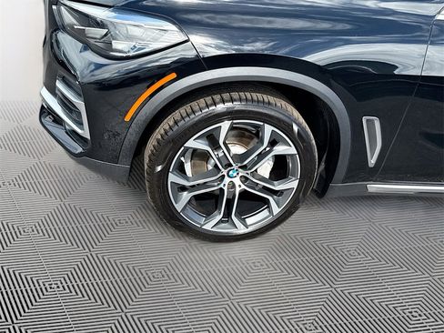 Used 2022 BMW X5 xDrive40i w/ Premium Package image 36
