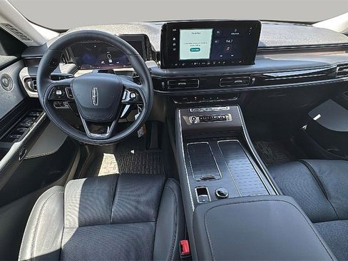 New 2025 Lincoln Aviator Reserve w/ Equipment Group 201A image 9