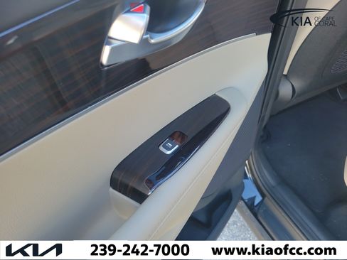 Used 2019 Kia Sorento FWD image 14