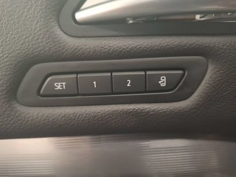 Used 2025 Cadillac XT4 Premium Luxury AWD/4WD image 16