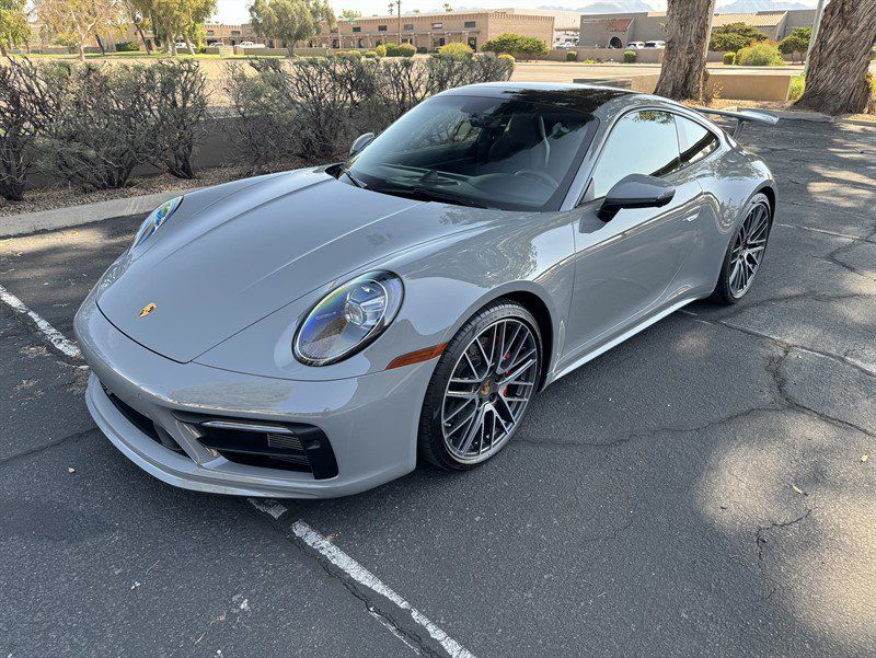Used 2024 Porsche 911 Carrera 4S w/ Premium Package AWD/4WD image 2