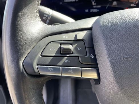 Used 2024 Cadillac XT4 Premium Luxury image 20