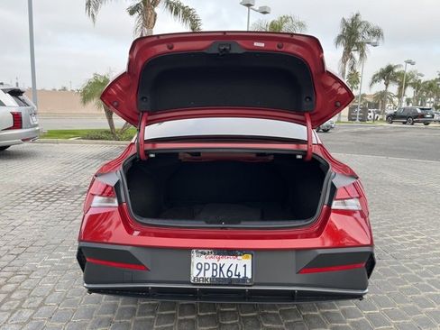 Certified 2024 Hyundai Elantra Blue image 23