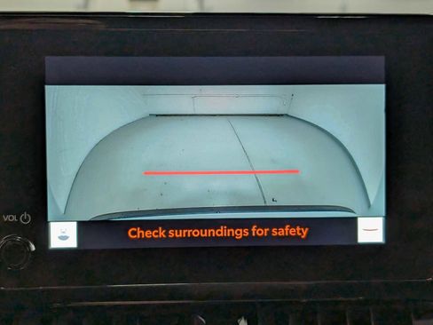 Used 2024 Toyota Corolla Cross XSE image 26