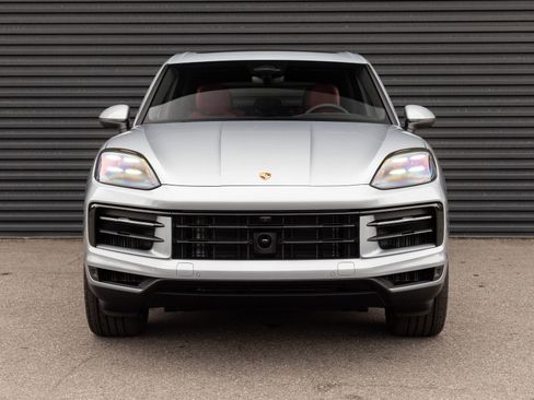 New 2026 Porsche Cayenne AWD/4WD image 7