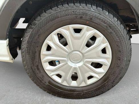 Used 2024 Ford Transit 350 XLT RWD image 12