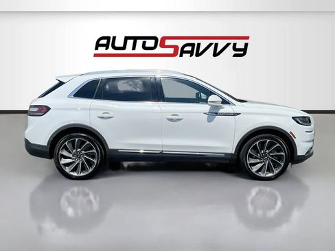 Used 2022 Lincoln Nautilus Reserve w/ Equipment Group 202A AWD/4WD image 8