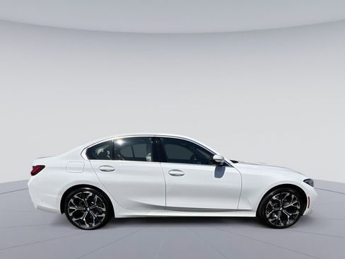 Used 2026 BMW 330i xDrive Sedan w/ Premium Package image 13