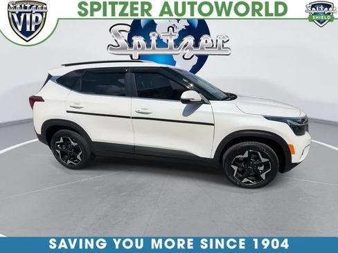 Certified 2025 Kia Seltos EX w/ EX Sunroof Package AWD/4WD image 10