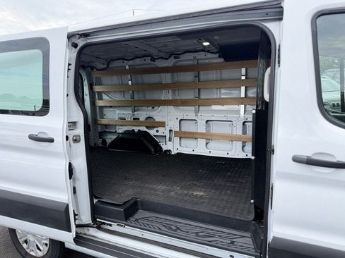 Used 2025 Ford Transit 250 Low Roof w/ Exterior Upgrade Package RWD image 3