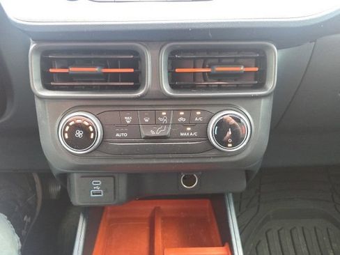 Used 2022 Ford Maverick XLT w/ Equipment Group 300A Standard AWD/4WD image 31
