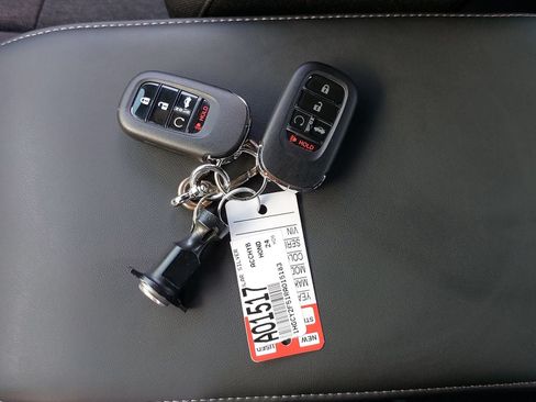 Used 2024 Honda Accord Sport image 39
