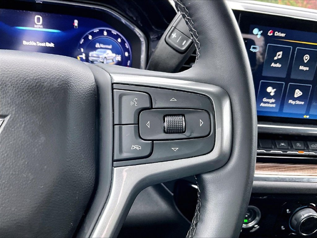 Used 2024 Chevrolet Silverado 1500 LT AWD/4WD image 24