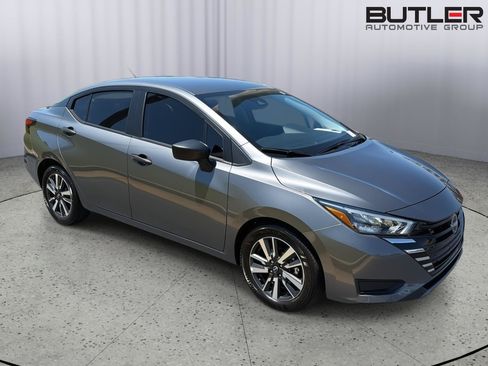Used 2025 Nissan Versa S w/ S Plus Package FWD image 8