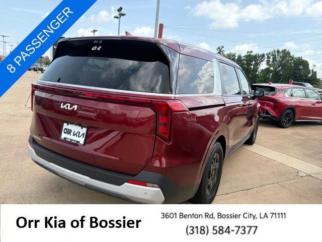 Used 2025 Kia Carnival FWD image 8