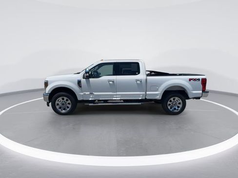 Certified 2018 Ford F250 Lariat w/ Lariat Ultimate Package AWD/4WD image 4