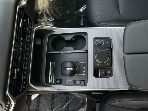 Used 2025 MAZDA CX-90 Plug-In Hybrid w/ Premium Plus image 20