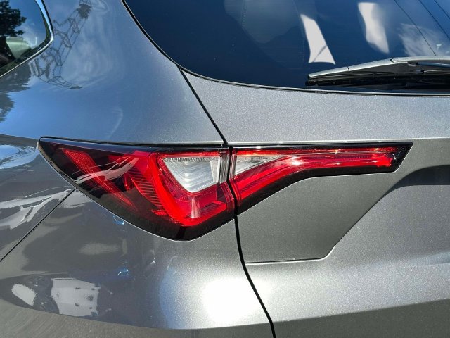 Certified 2024 Acura MDX w/ Technology Package AWD/4WD image 12