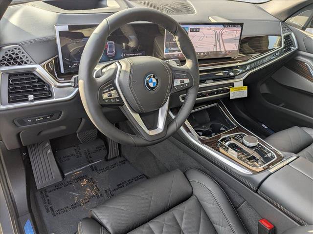 Used 2026 BMW X5 xDrive50e AWD/4WD image 3