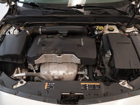 Used 2015 Chevrolet Malibu LT w/ Power Convenience Package FWD image 37