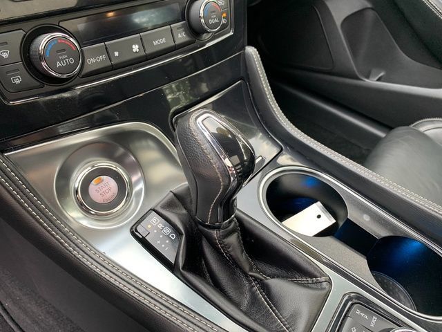 Used 2016 Nissan Maxima Platinum w/ Interior Lighting Package FWD image 28