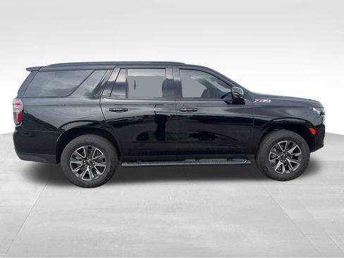 Used 2023 Chevrolet Tahoe Z71 w/ Z71 Off-Road Package AWD/4WD image 9