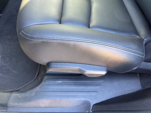 Used 2023 Cadillac XT6 Luxury image 40