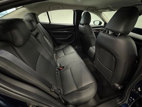 Used 2025 MAZDA MAZDA3 s image 12