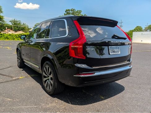 Used 2023 Volvo XC90 B6 Plus w/ Protection Package Premier AWD/4WD image 8