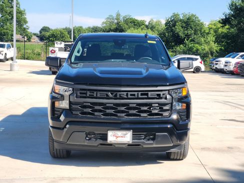 New 2026 Chevrolet Silverado 1500 Custom w/ LPO, Dark Essentials Package RWD image 6