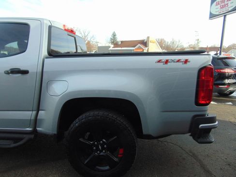 Used 2019 Chevrolet Colorado LT w/ Redline Special Edition image 12