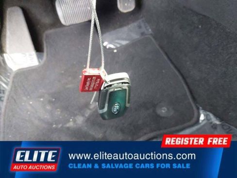 Used 2017 Ford Explorer Limited w/ Equipment Group 301A image 21