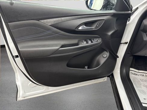 Used 2024 Buick Envista Sport Touring w/ Convenience I Package image 25