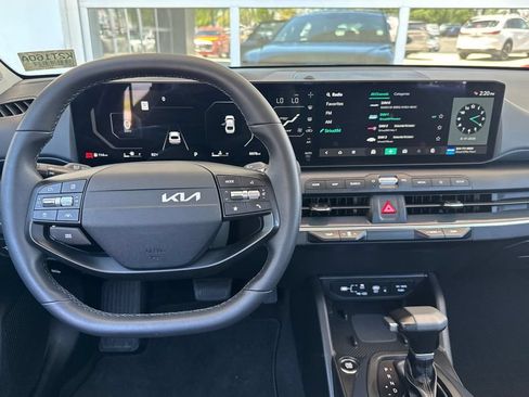 Certified 2025 Kia K4 EX FWD image 15