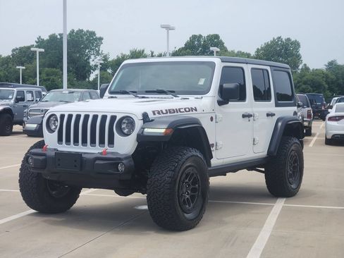 Used 2021 Jeep Wrangler Unlimited Rubicon w/ Xtreme Recon 35" Tire Package AWD/4WD image 3