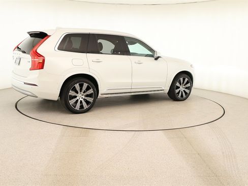 Used 2022 Volvo XC90 T6 Inscription w/ Advanced Package image 7