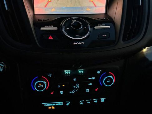Used 2017 Ford Escape Titanium w/ Equipment Group 301A AWD/4WD image 19