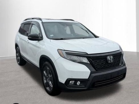 Used 2021 Honda Passport Touring image 1