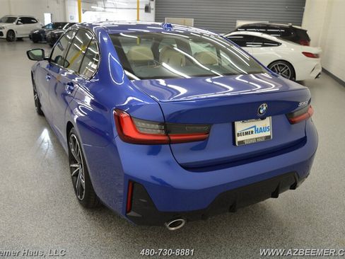 Used 2024 BMW 330i Sedan w/ M Sport Package RWD image 13