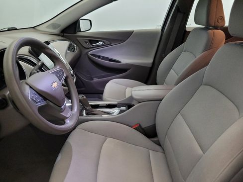 Used 2020 Chevrolet Malibu LT FWD image 17