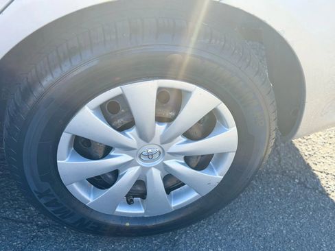 Used 2010 Toyota Corolla S image 17