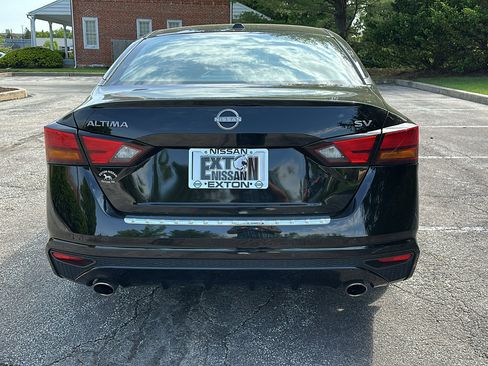 Certified 2023 Nissan Altima 2.5 SV w/ SV Premium Package image 5