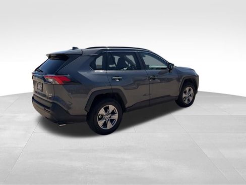 Used 2025 Toyota RAV4 XLE image 4