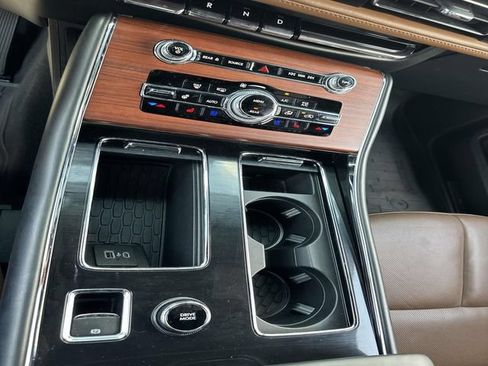 Certified 2023 Lincoln Aviator Reserve w/ Equipment Group 201A RWD image 25